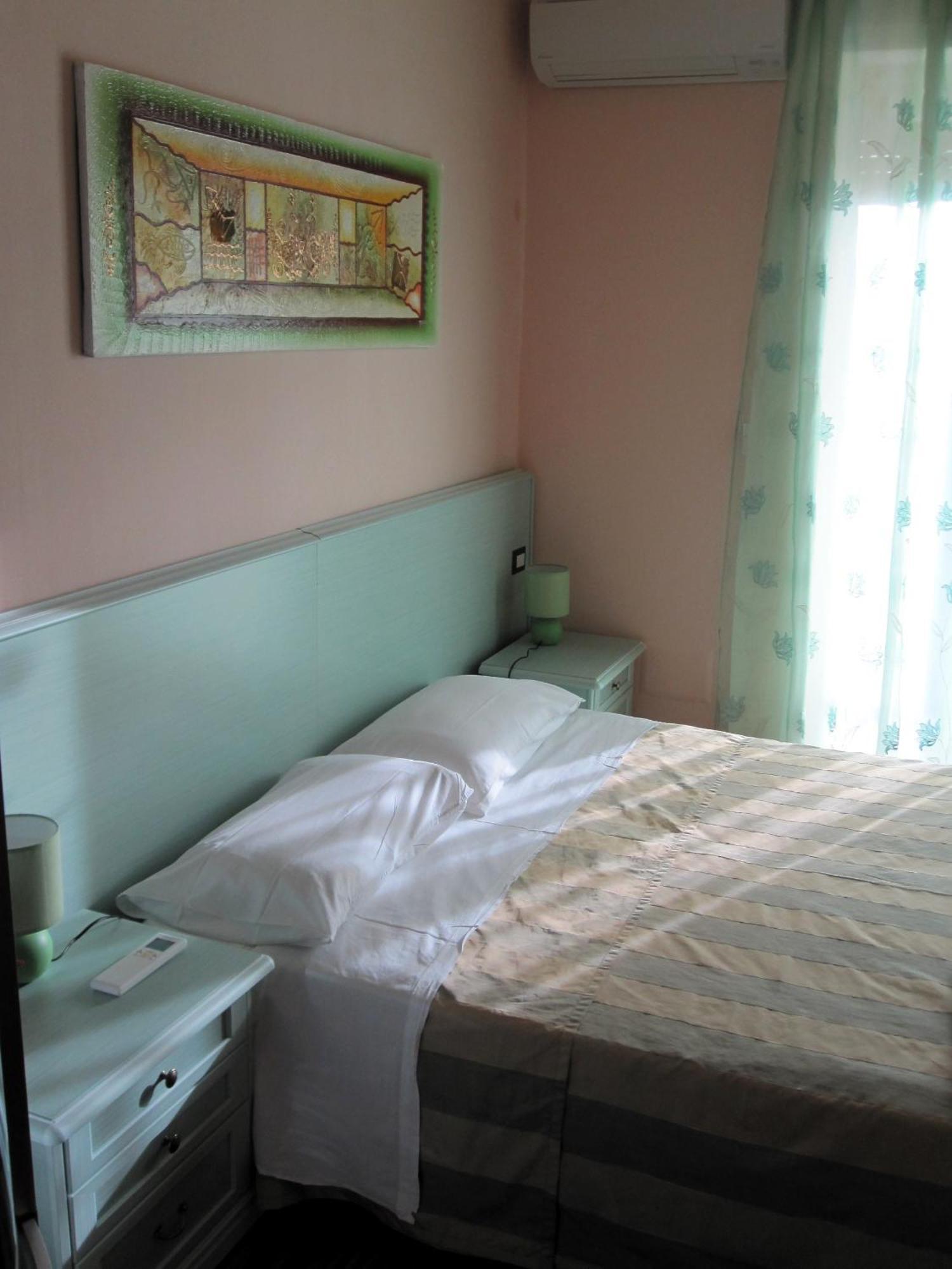 Bosa Guest House ภายนอก รูปภาพ