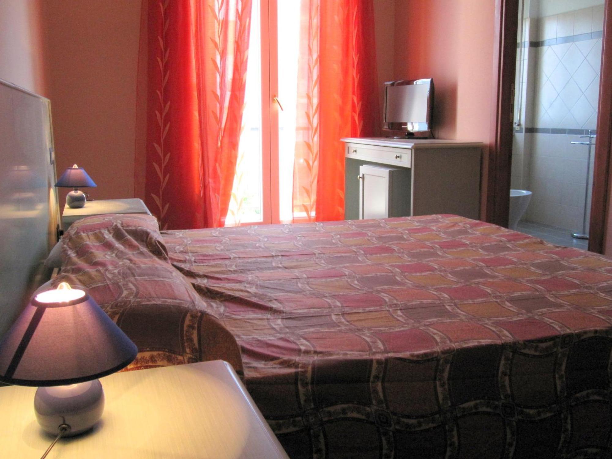 Bosa Guest House ภายนอก รูปภาพ
